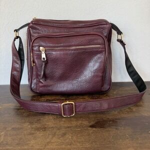 Jessie James Brooklyn Concealed Carry Lock and Key Crossbody Bag Purse Burgundy